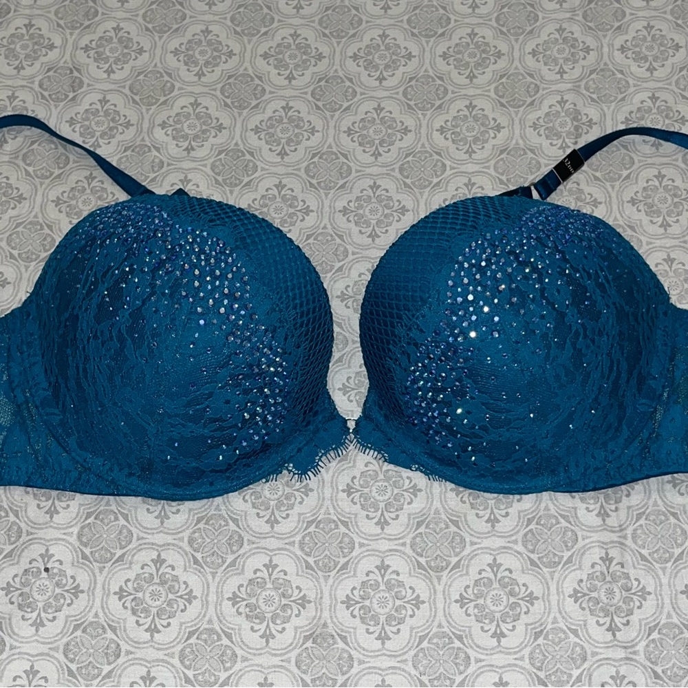 NEW Victoria Secret Very Sexy Collection Push Up Pigeonnant Bra Size 32DD - Picture 7 of 9